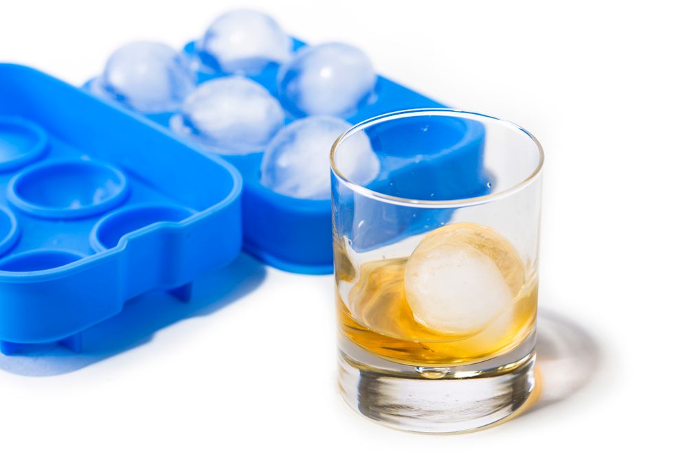 Eiswürfelform kugelförmig für 6 IceBalls Ø4,5cm BarUp Blau 18x12,5x(H)5cm